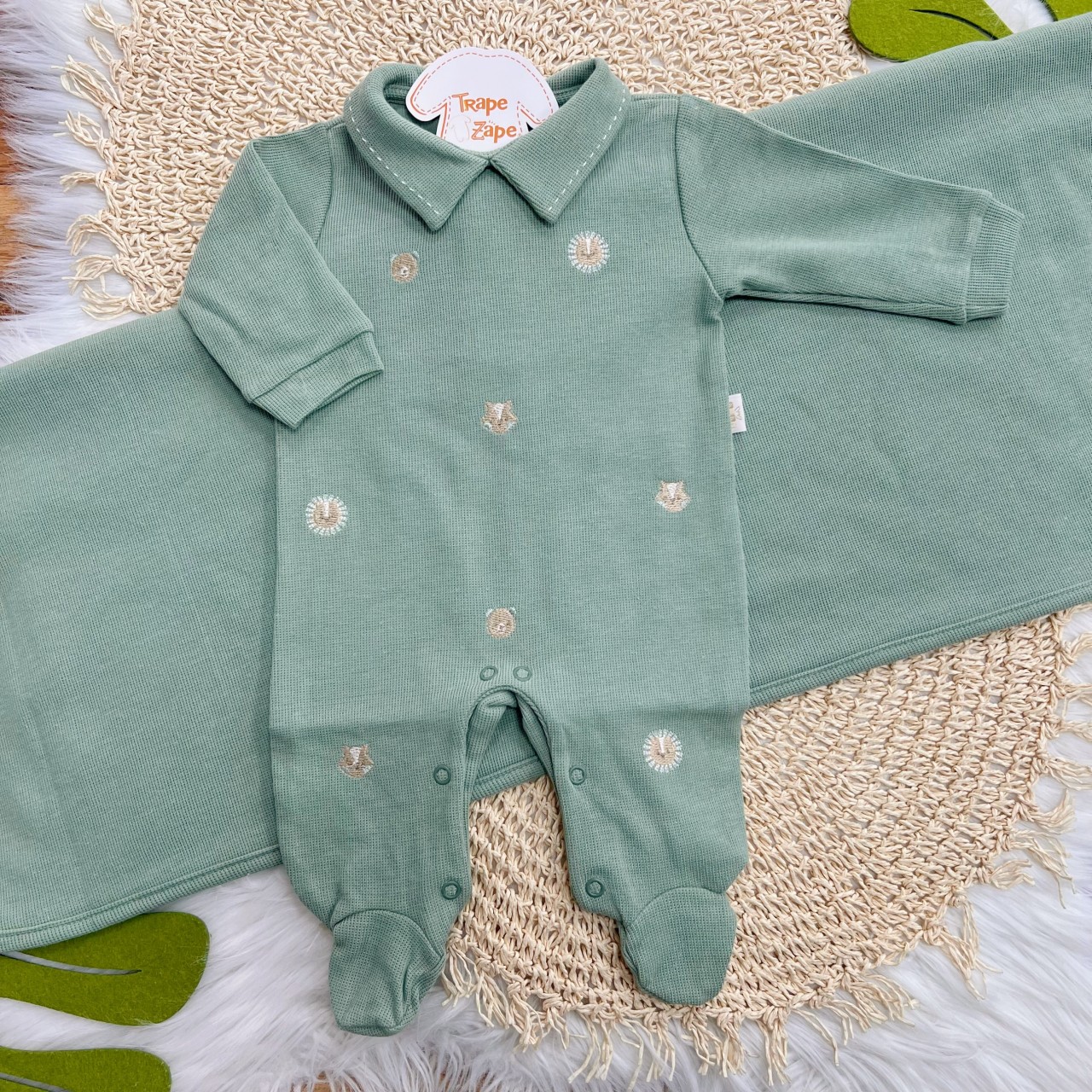 Saída de Maternidade Tricotil (Tricot 100% Algodão) - Verde Mini Safari